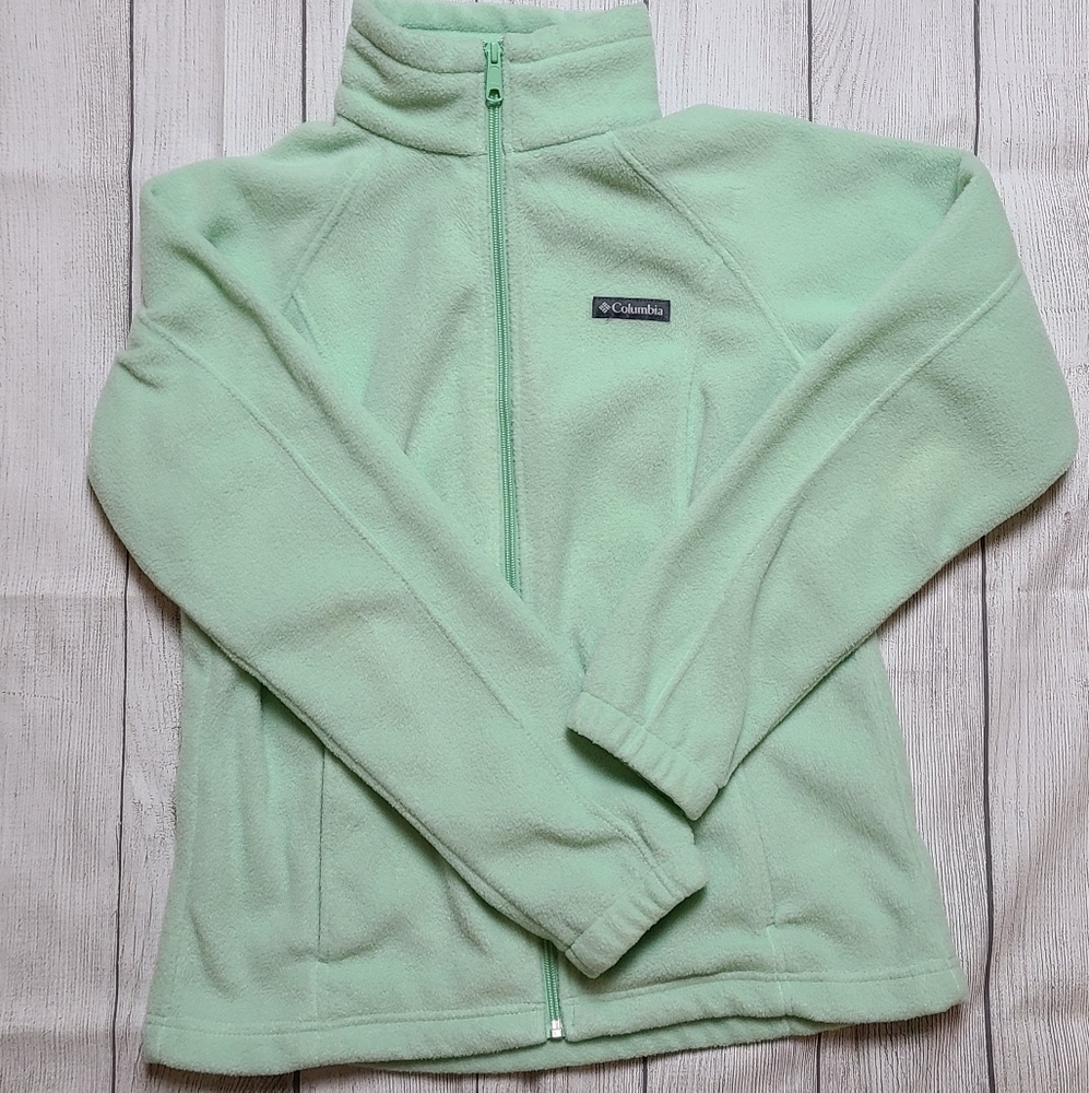 *NWOT* Columbia Fleece Jacket. Size Medium.